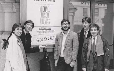 Michael Tilson Thomas (Principal Conductor 1988–95) with LSO members at Carnegie Hall, 1989